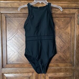 NWT Shade & Shore Elegant Black Swimwear